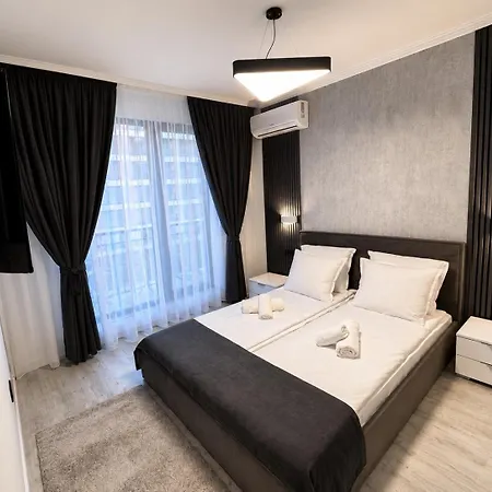 Bright & Stylish 1-bedroom 아파트